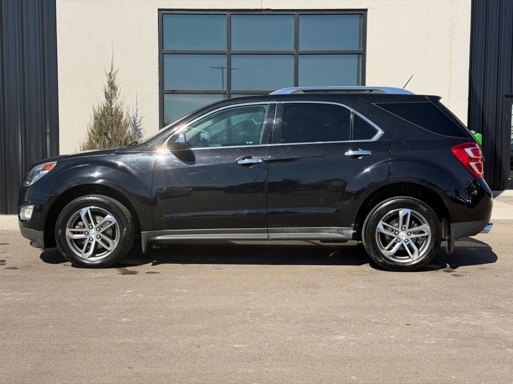 Used 2016 Chevrolet Equinox LTZ w/ Enhanced Convenience Package image 2