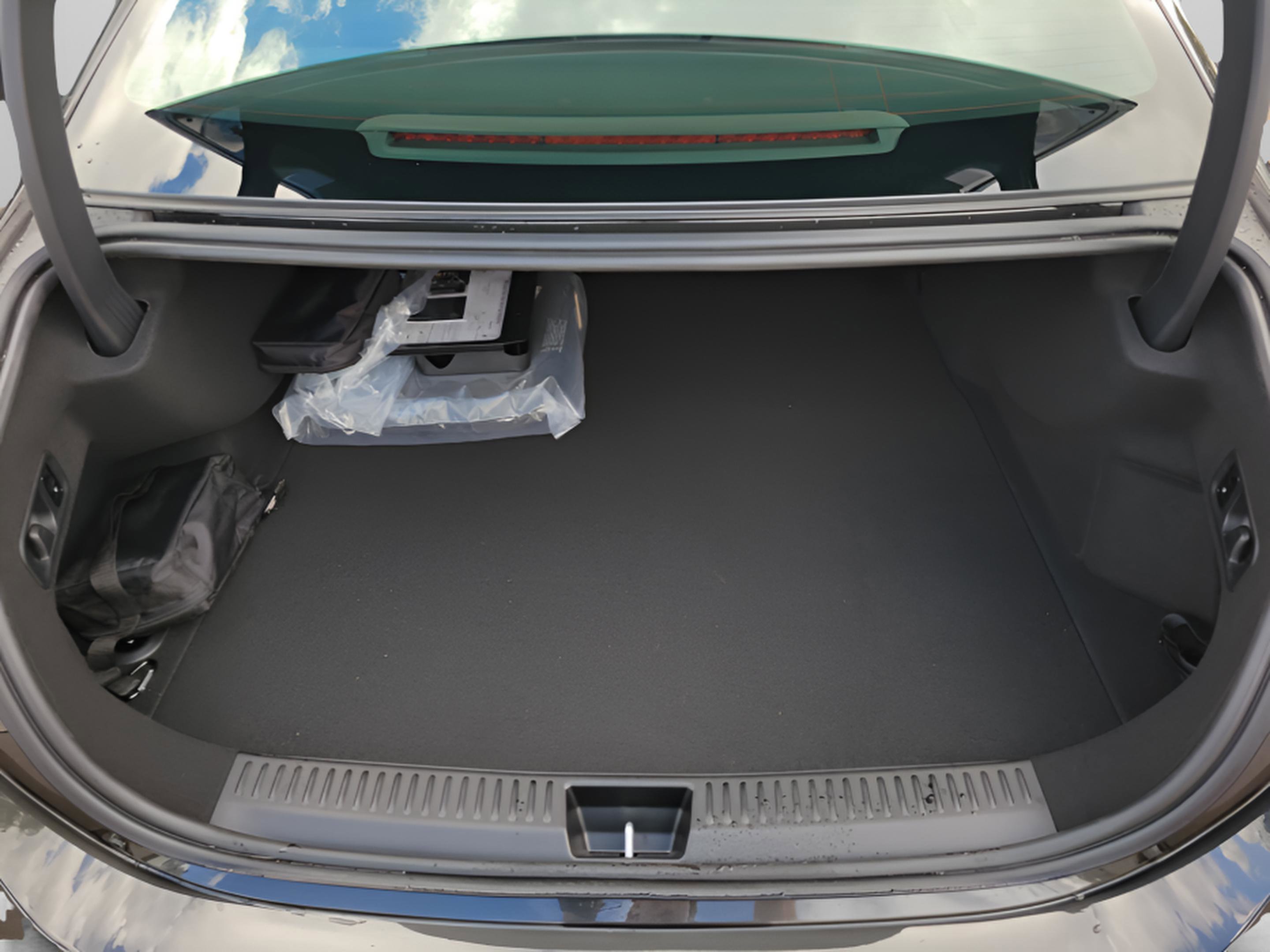 New 2026 Mercedes-Benz E 53 AMG e 4MATIC Sedan image 27