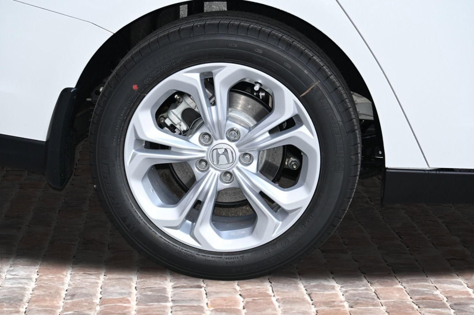New 2026 Honda Accord LX image 37
