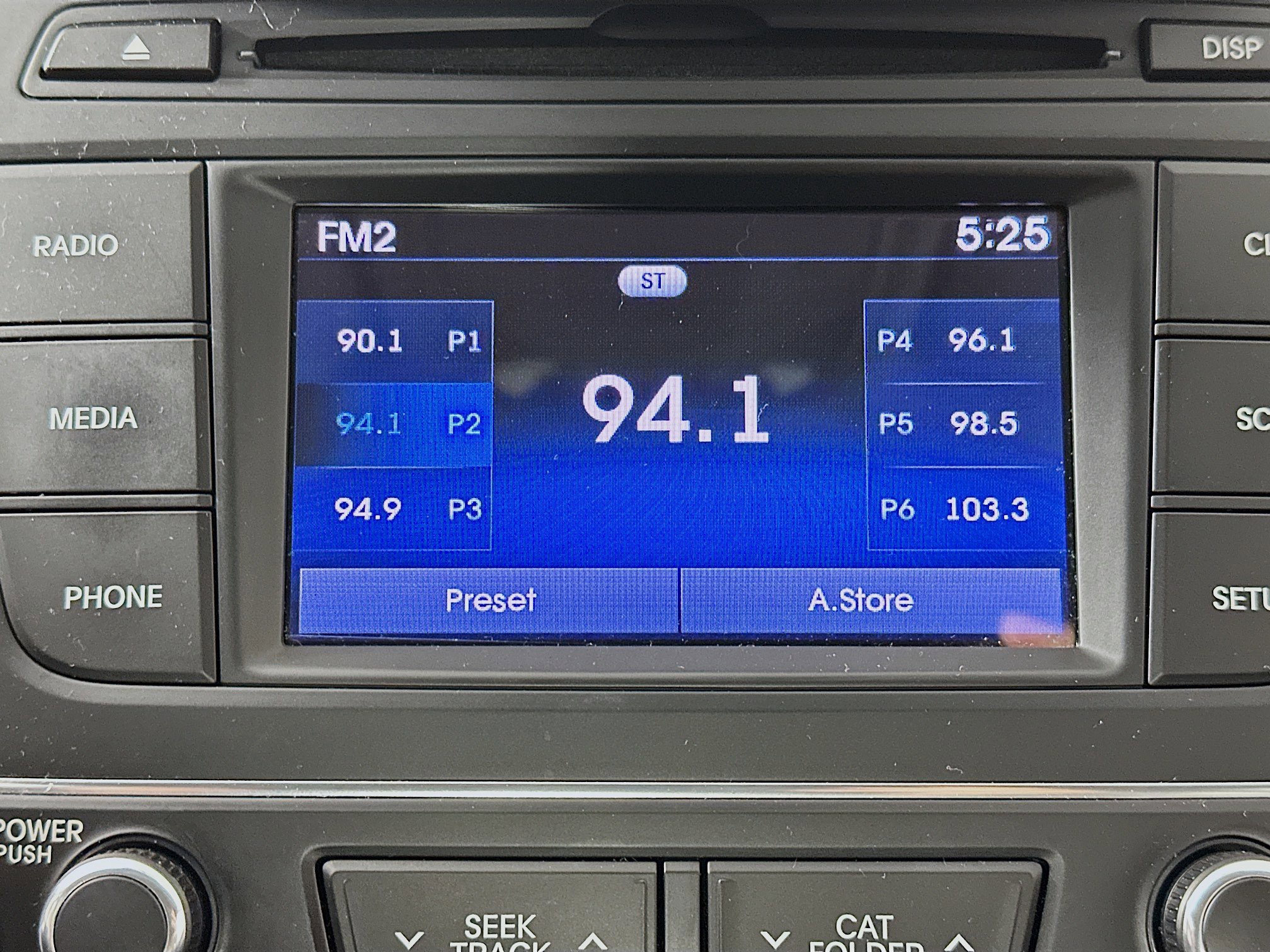 Used 2017 Hyundai Santa Fe Sport image 19