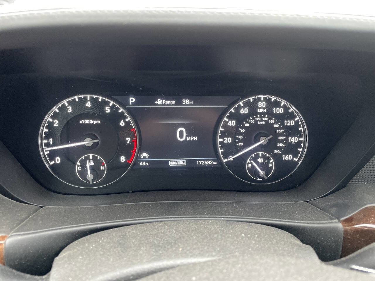 Used 2019 Genesis G90 3.3T Premium image 31