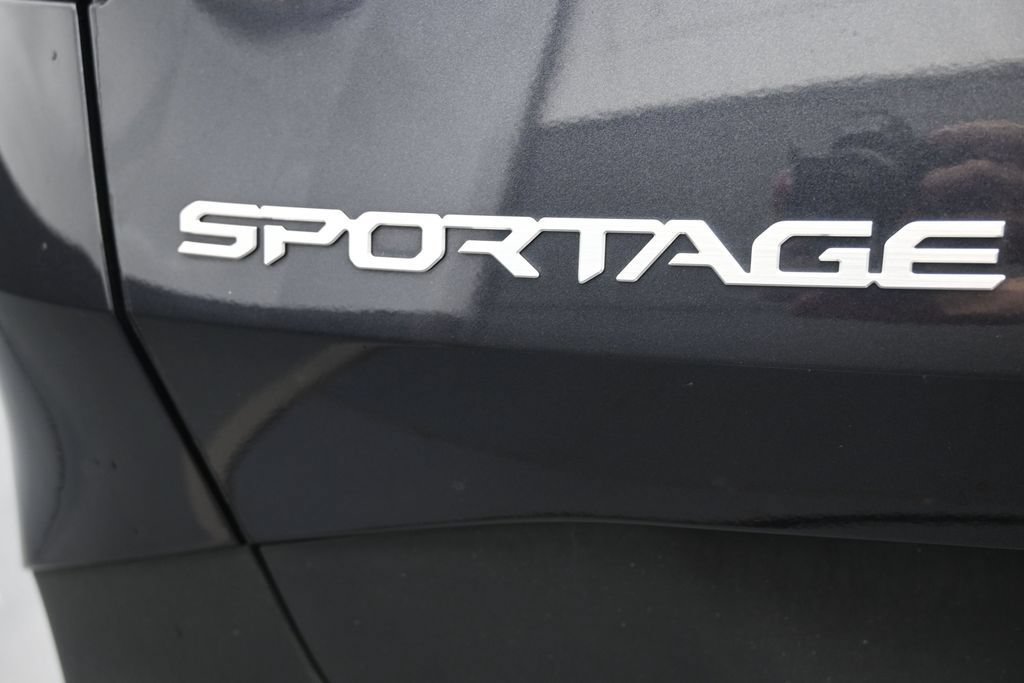 Used 2026 Kia Sportage LX FWD image 15