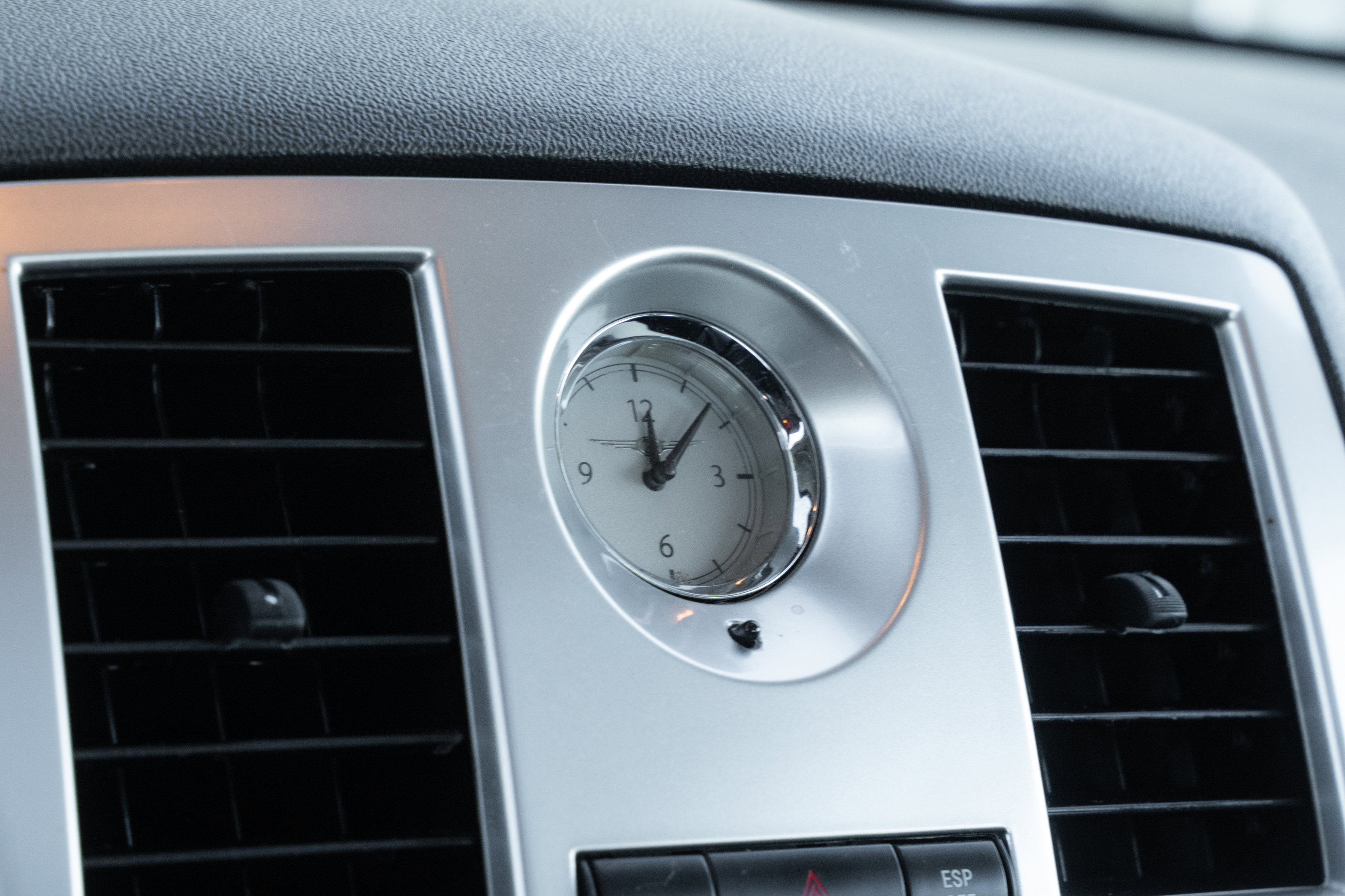 Used 2010 Chrysler 300 C image 13