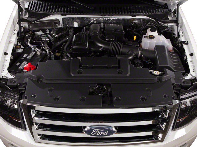 Used 2013 Ford Expedition XLT RWD image 13