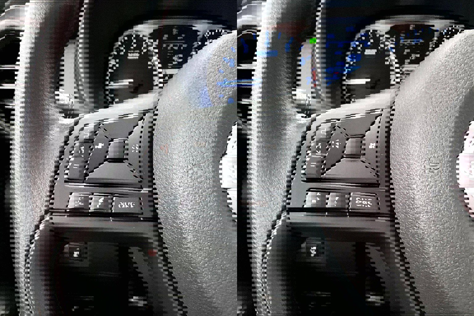 New 2025 Nissan Kicks Play S image 41