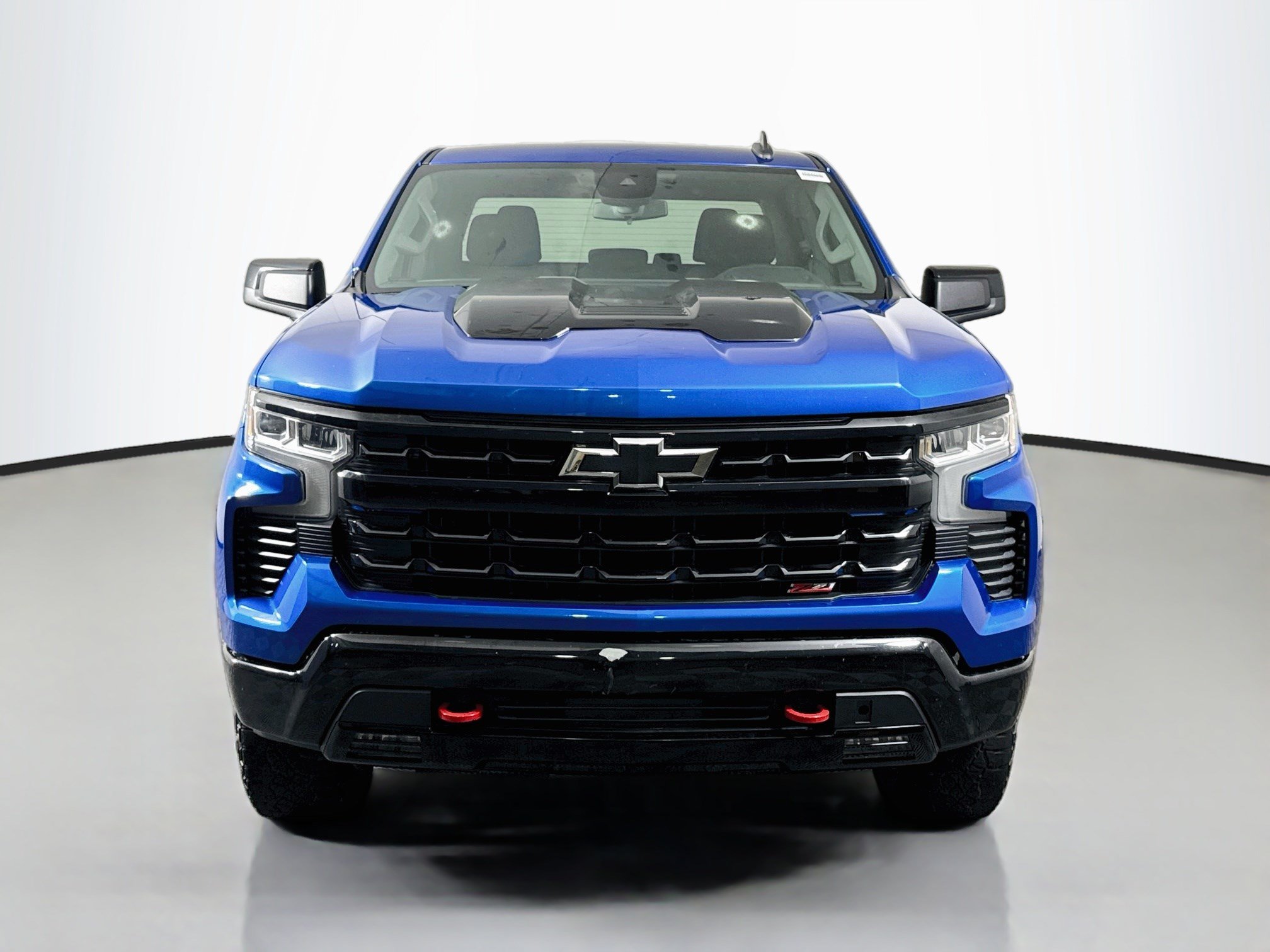 Used 2022 Chevrolet Silverado 1500 LT Trail Boss AWD/4WD image 2