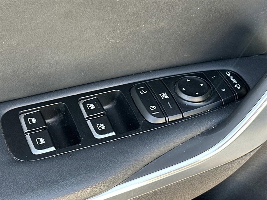 Used 2021 Kia Stinger GT2 image 17