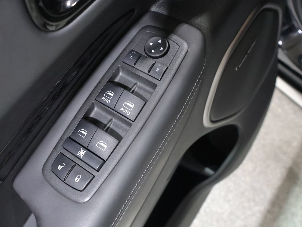 Used 2022 Dodge Durango Citadel AWD/4WD image 15