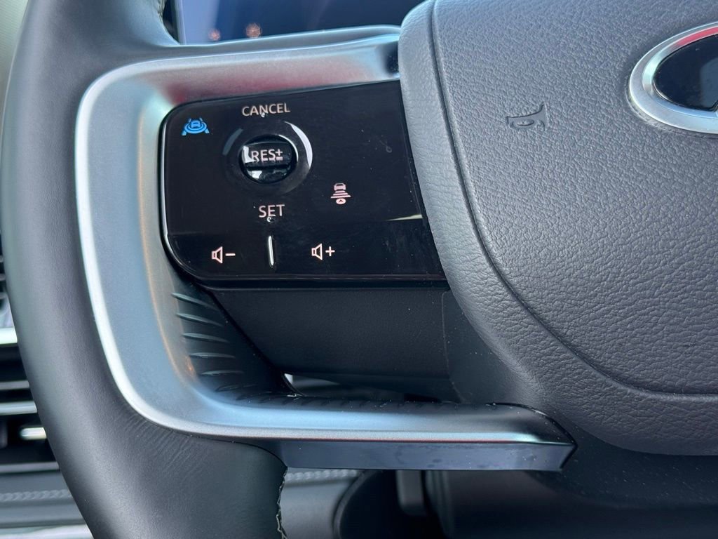 Used 2025 INFINITI QX80 Luxe image 22