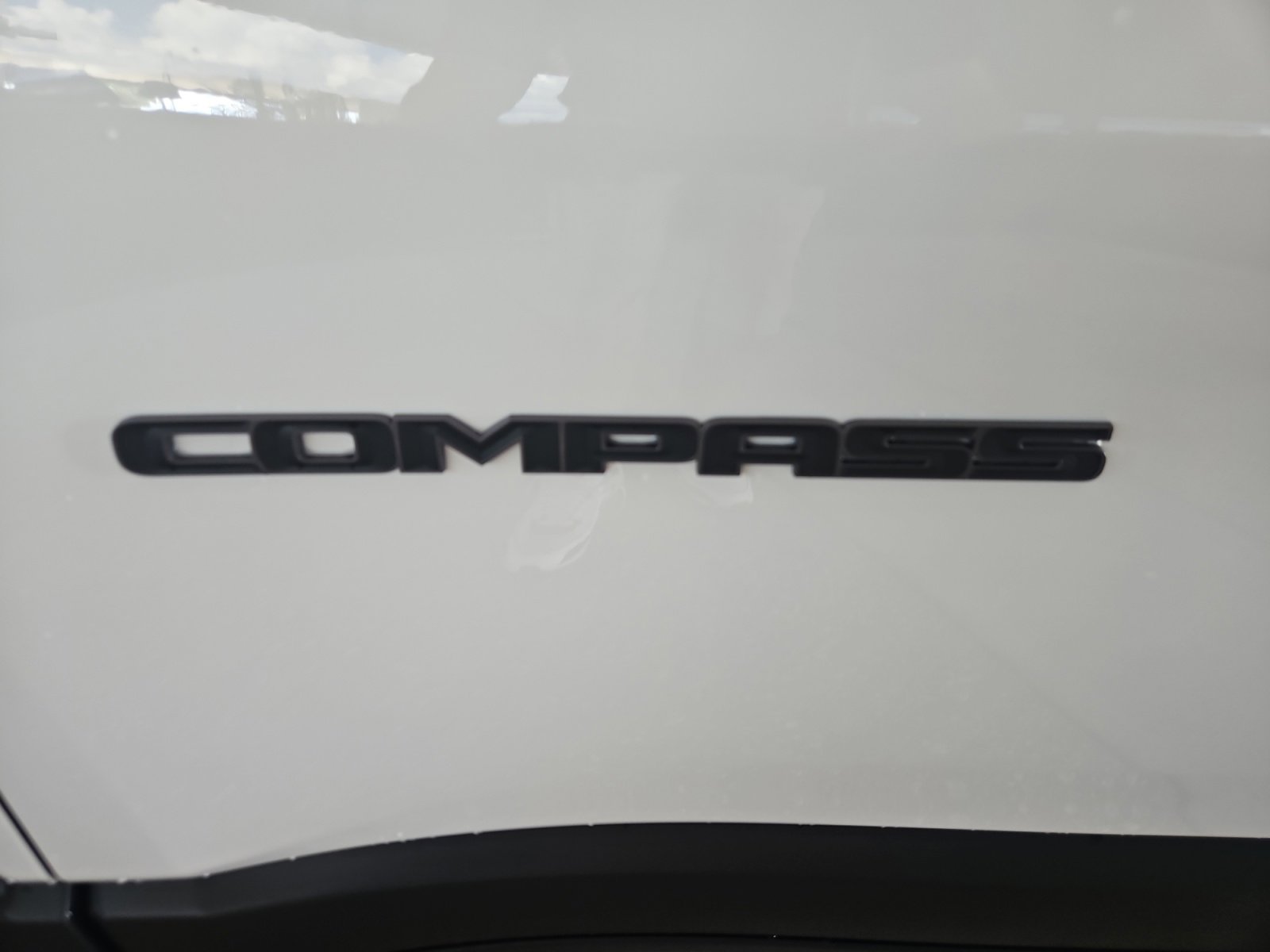 New 2026 Jeep Compass Latitude image 24