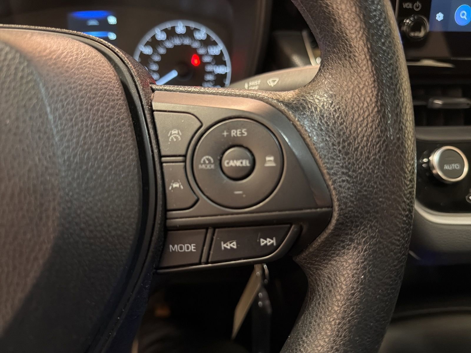 Used 2023 Toyota Corolla LE image 20