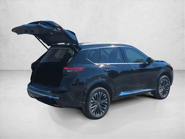 Used 2025 Nissan Rogue Platinum w/ Tech Package image 8