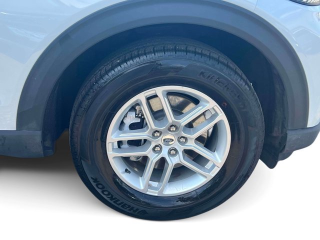 Used 2026 Ford Explorer Active AWD/4WD image 15