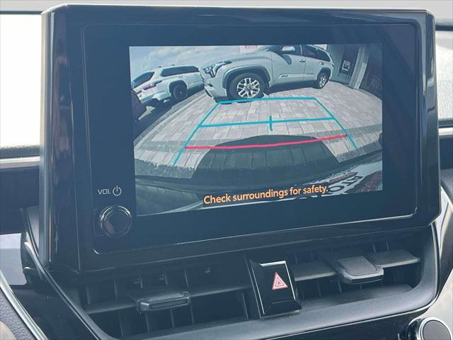 Certified 2023 Toyota Corolla Cross LE w/ Moonroof Package image 31