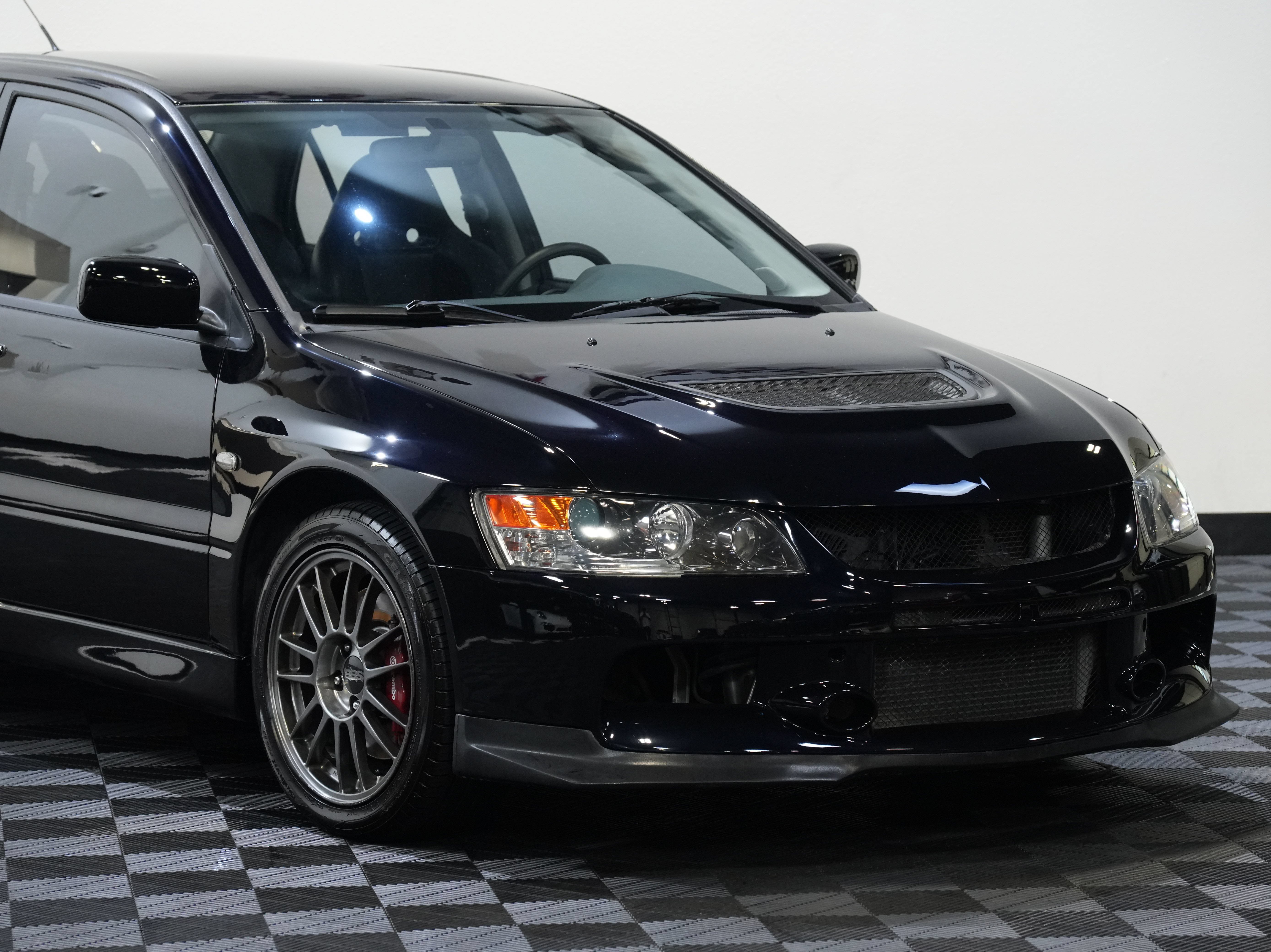 Used 2006 Mitsubishi Lancer Evolution MR AWD/4WD image 9