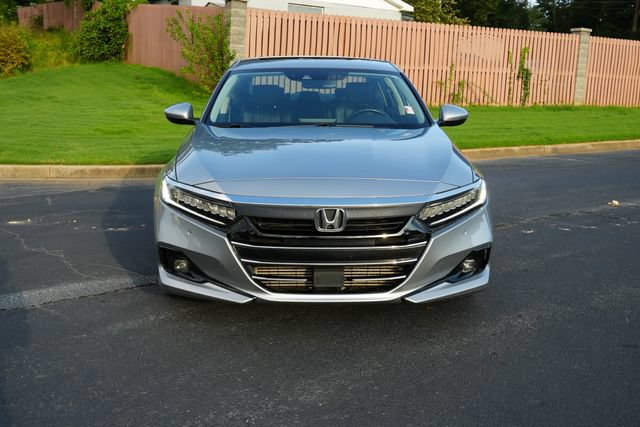 Used 2021 Honda Accord Touring image 2