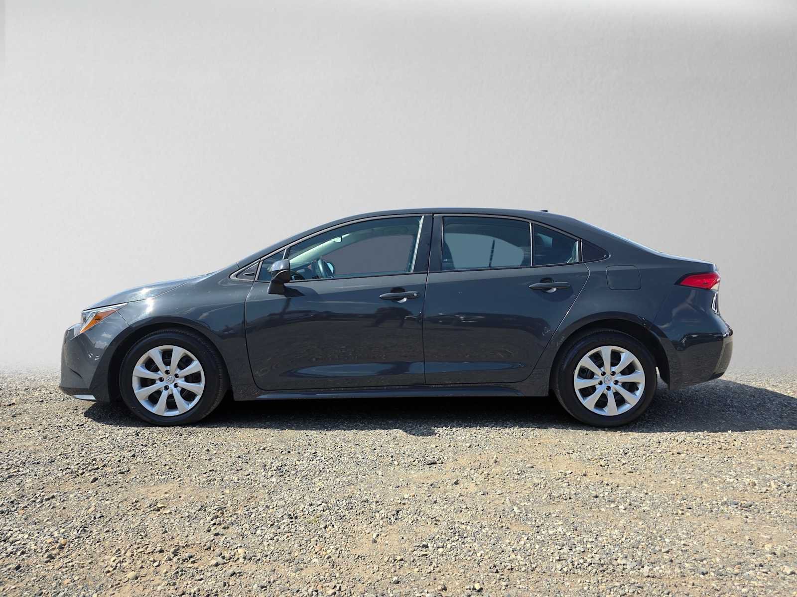 Certified 2025 Toyota Corolla LE FWD image 7
