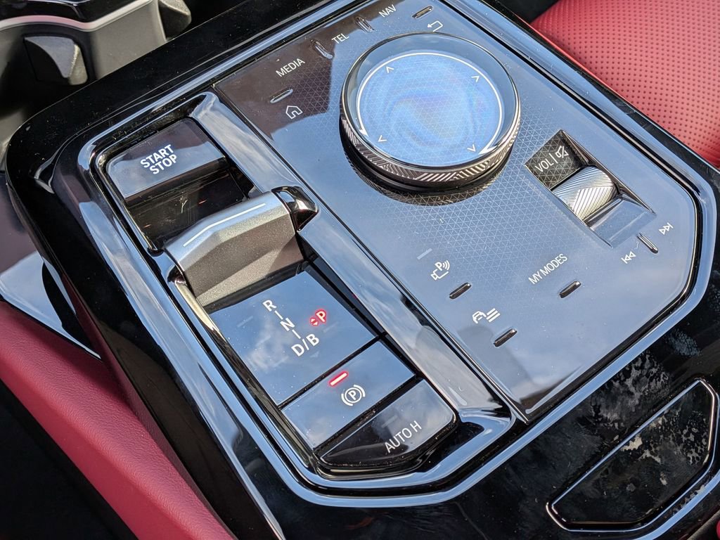 New 2026 BMW i5 eDrive40 image 11