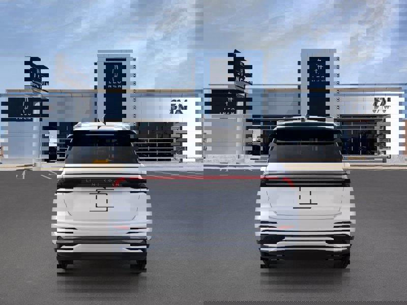 New 2026 Lincoln Nautilus Reserve w/ Jet Appearance Package image 5