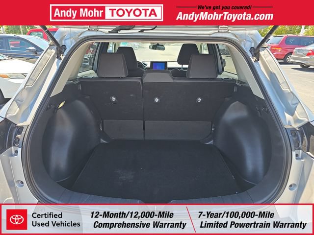 Certified 2025 Toyota Corolla Cross LE FWD image 12