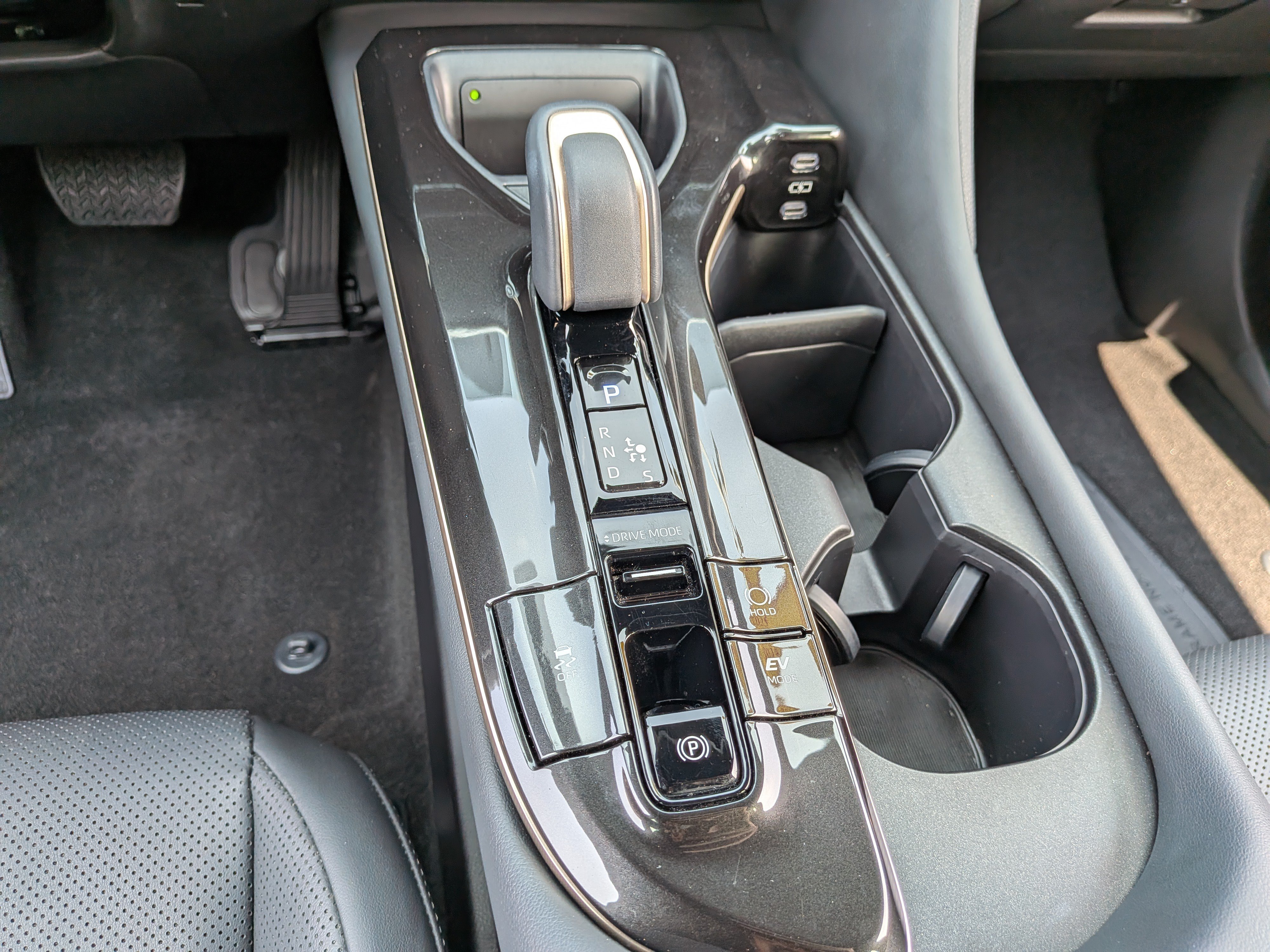 Certified 2025 Toyota Crown Signia AWD/4WD image 33