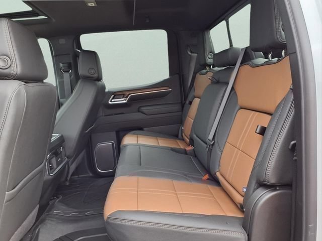 New 2026 Chevrolet Silverado 1500 High Country AWD/4WD image 9