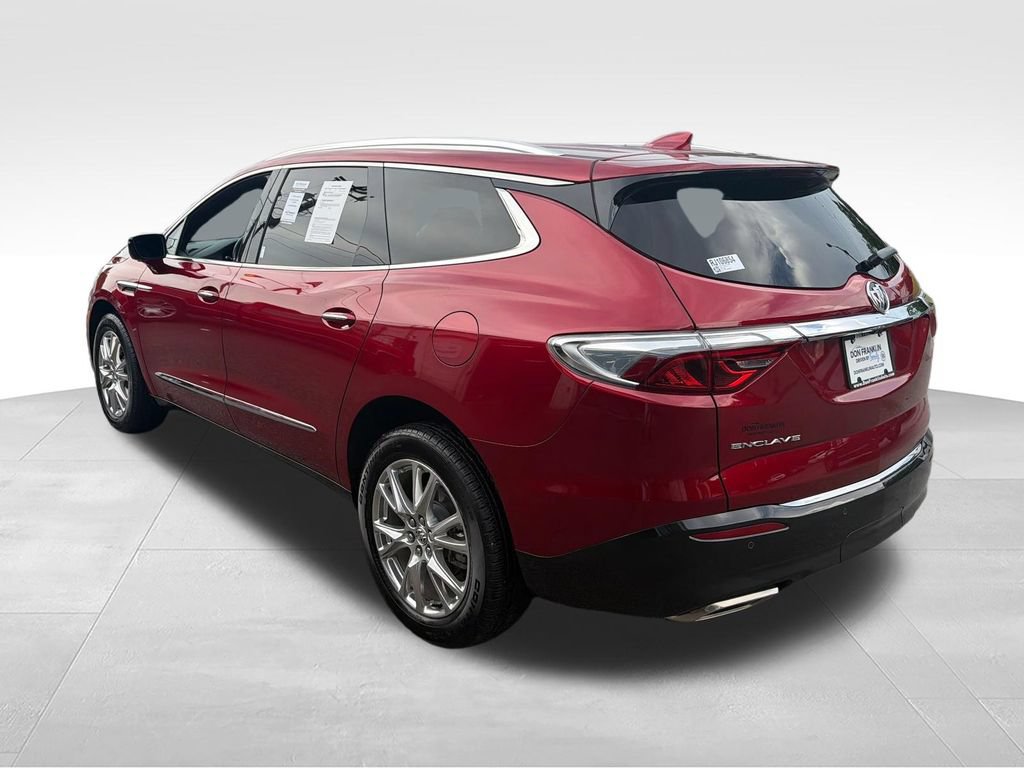 Used 2024 Buick Enclave Essence w/ Experience Buick Package FWD image 3