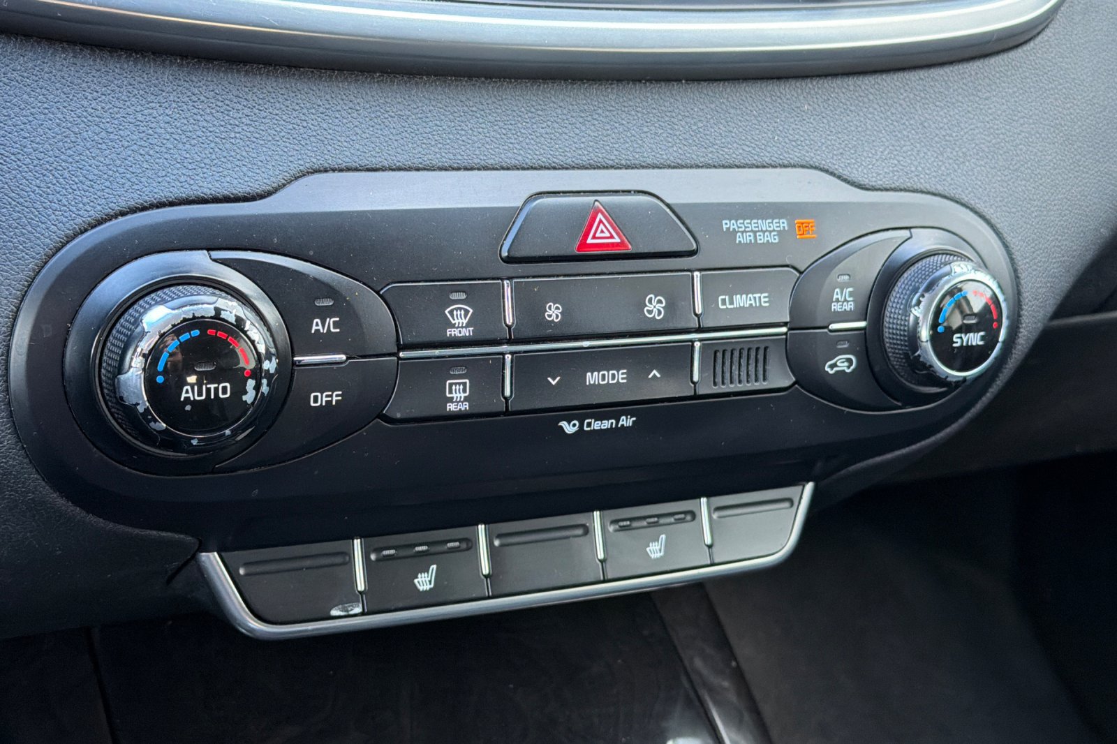 Used 2017 Kia Sorento EX AWD/4WD image 20