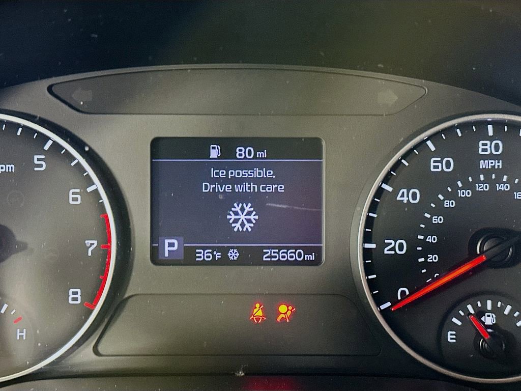 Used 2023 Kia Seltos LX image 17