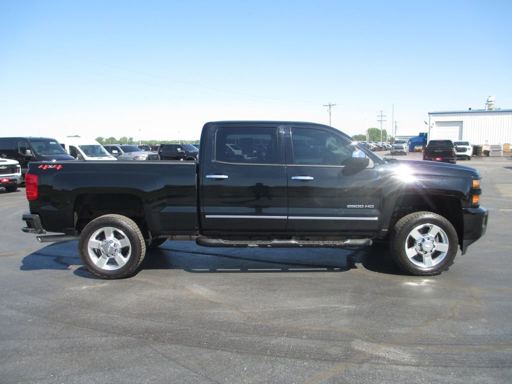 Used 2018 Chevrolet Silverado 2500 LT w/ Custom Sport Edition AWD/4WD image 5