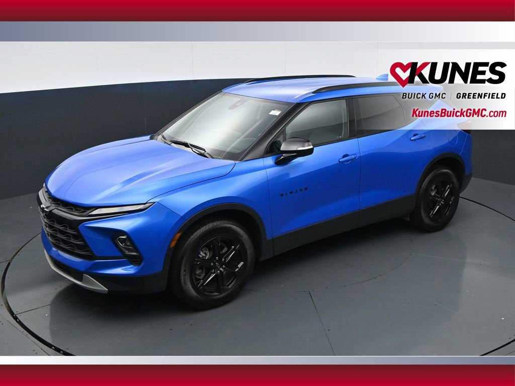 Used 2024 Chevrolet Blazer LT w/ Sound & Technology Package FWD image 40