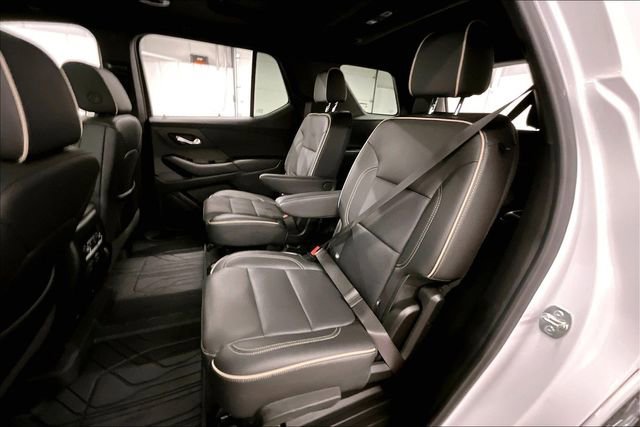 Used 2023 Chevrolet Traverse Premier image 25