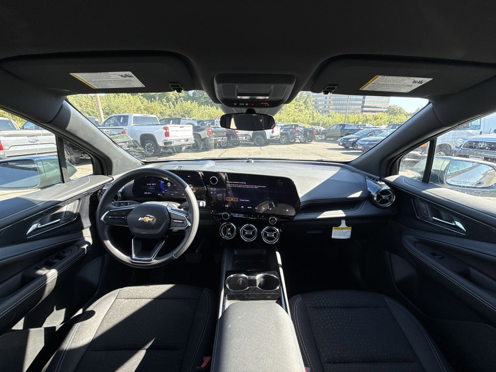 New 2025 Chevrolet Blazer EV LT image 23