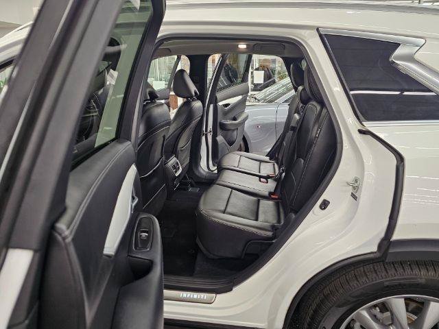 Used 2021 INFINITI QX50 Luxe w/ Cargo Package AWD/4WD image 9