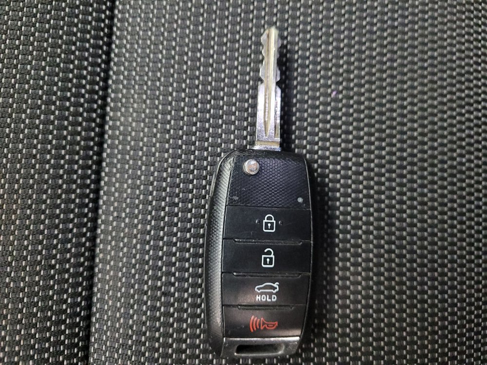 Used 2018 Kia Forte LX FWD image 32