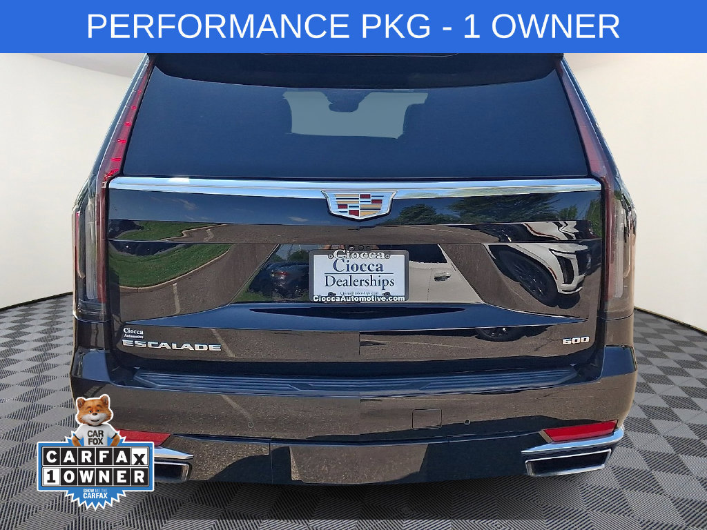 Used 2024 Cadillac Escalade Premium Luxury w/ Performance Package AWD/4WD image 5