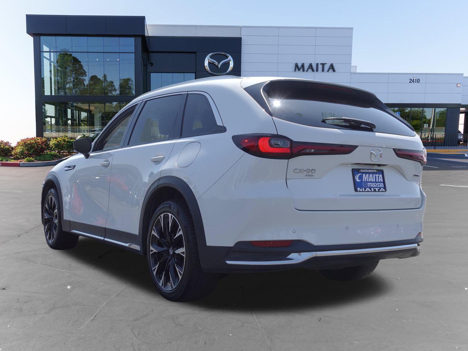 Certified 2024 MAZDA CX-90 Plug-In Hybrid w/ Premium Pkg AWD/4WD image 6
