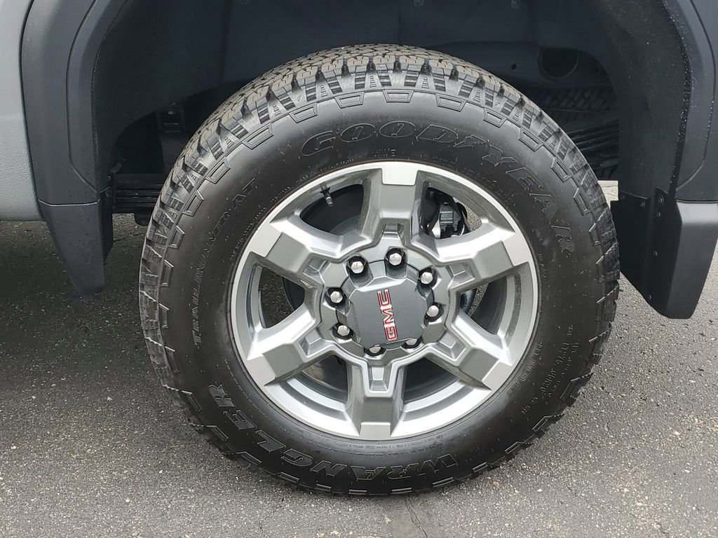 New 2026 GMC Sierra 2500 SLE w/ SLE Value Package; AWD/4WD image 6