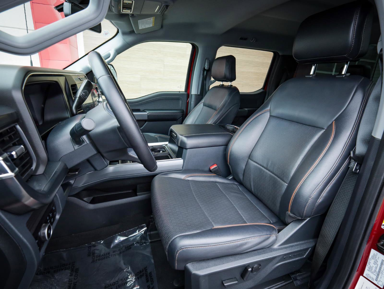 Used 2025 Ford F350 Lariat image 13