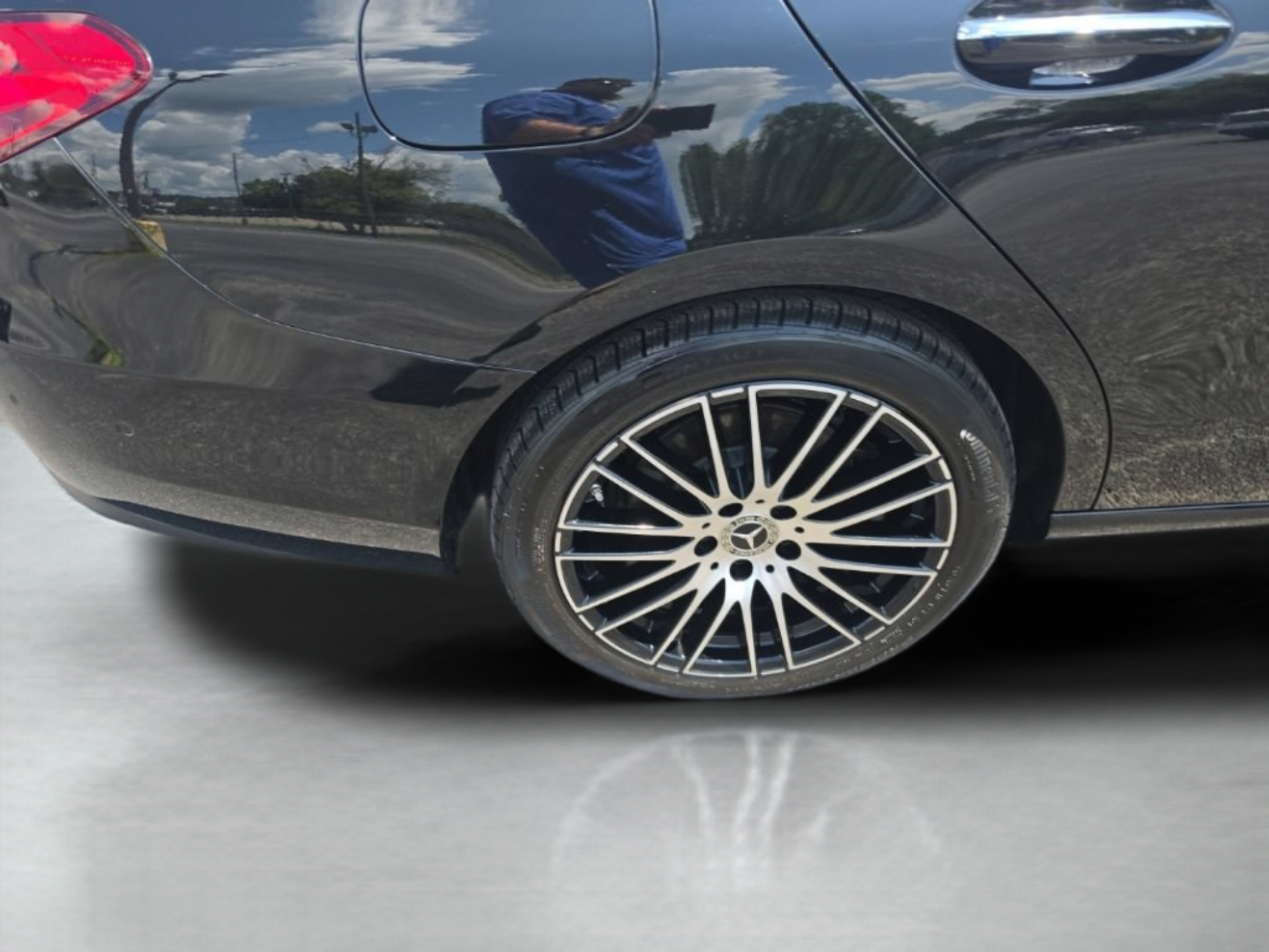 Used 2023 Mercedes-Benz C 300 Sedan image 13