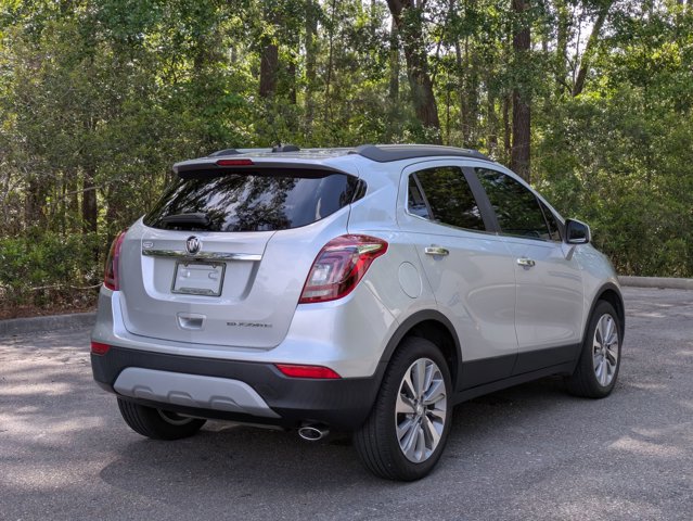 Used 2020 Buick Encore Preferred w/ Safety Package image 5