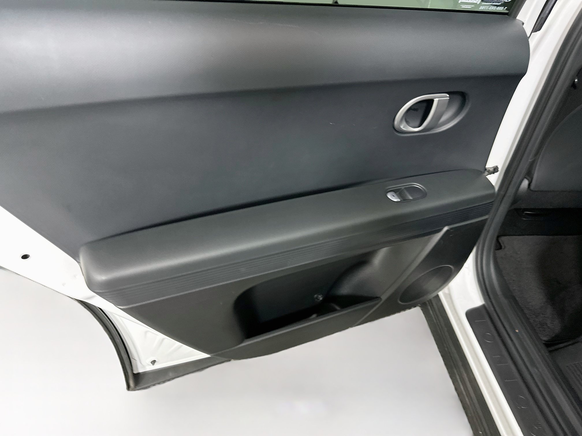 Used 2024 Hyundai Ioniq 5 SEL RWD image 26
