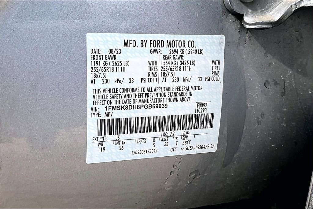 Certified 2023 Ford Explorer XLT w/ Equipment Group 202A AWD/4WD image 34
