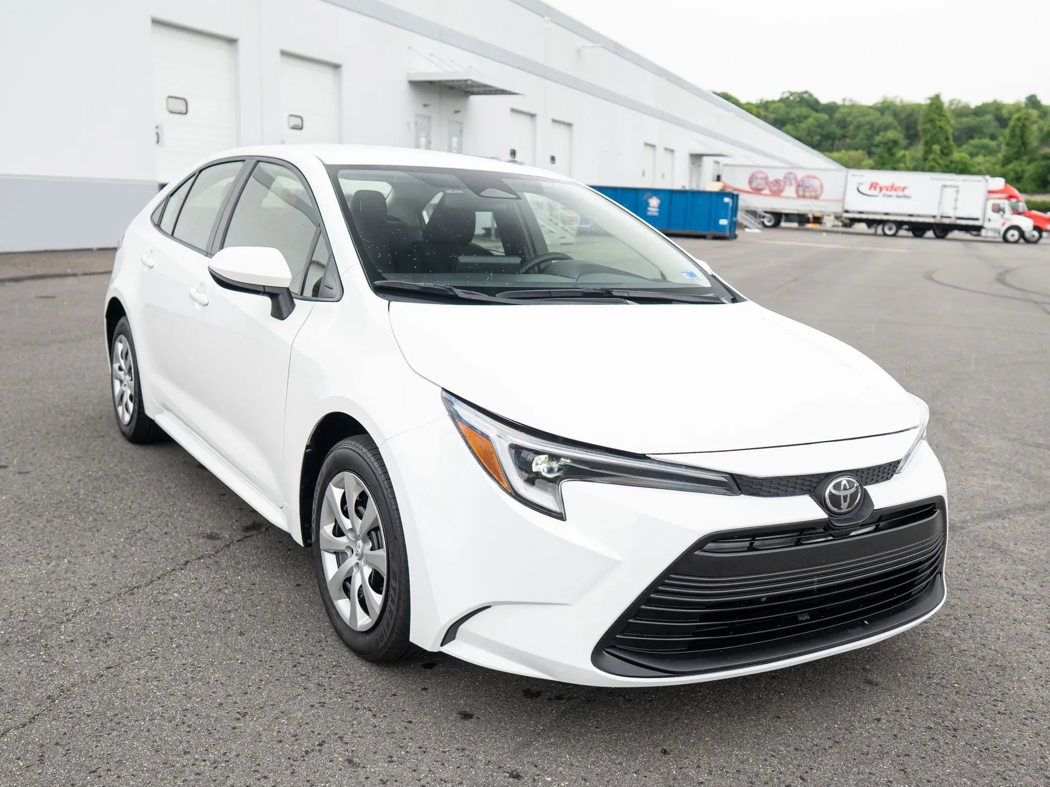Used 2024 Toyota Corolla LE FWD image 8