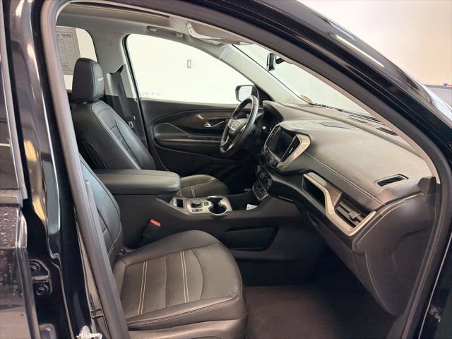 Used 2023 GMC Terrain Denali w/ Denali Premium Package image 40