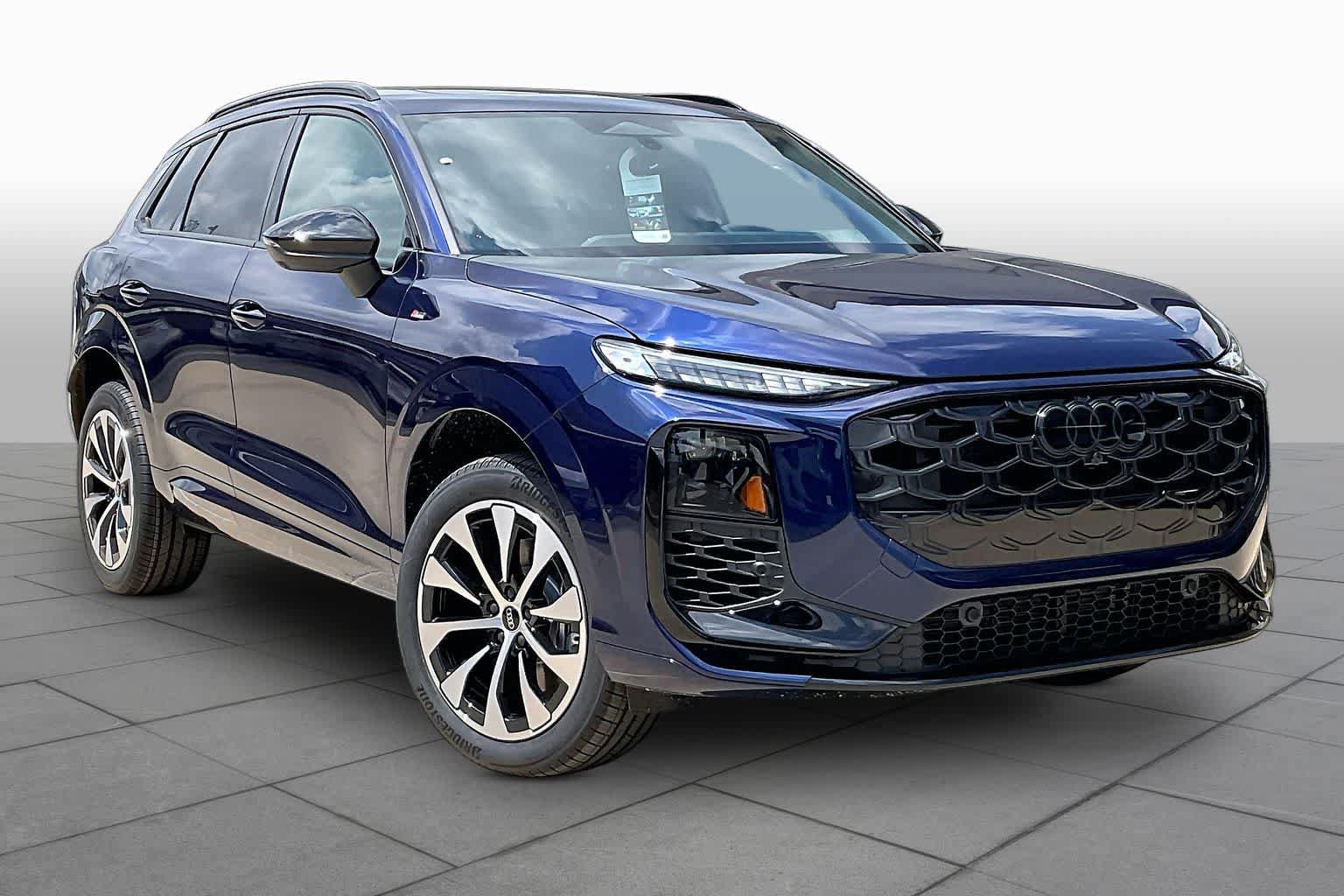 New 2026 Audi Q3 quattro 2.0T AWD/4WD image 2