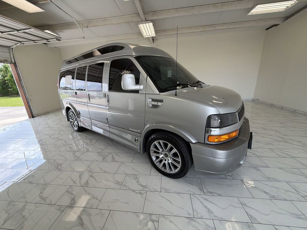 Used 2021 Chevrolet Express 2500 LS w/ Enhanced Convenience Package image 2