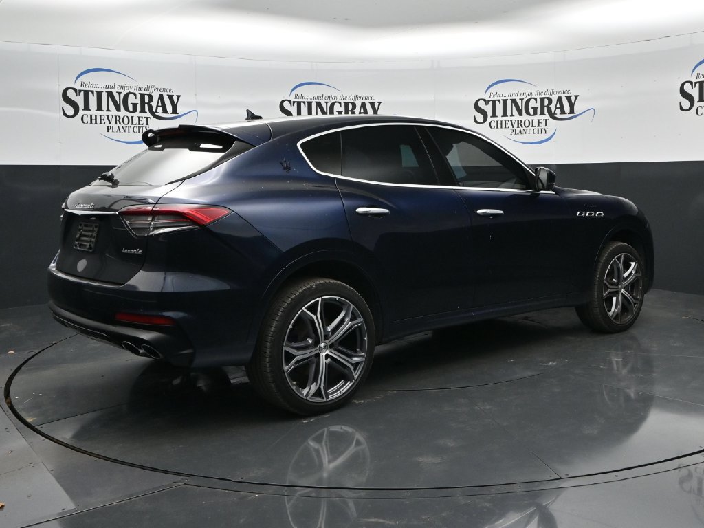 Used 2023 Maserati Levante Modena AWD/4WD image 7