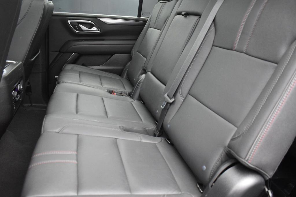 Used 2023 Chevrolet Suburban RST w/ Luxury Package AWD/4WD image 25