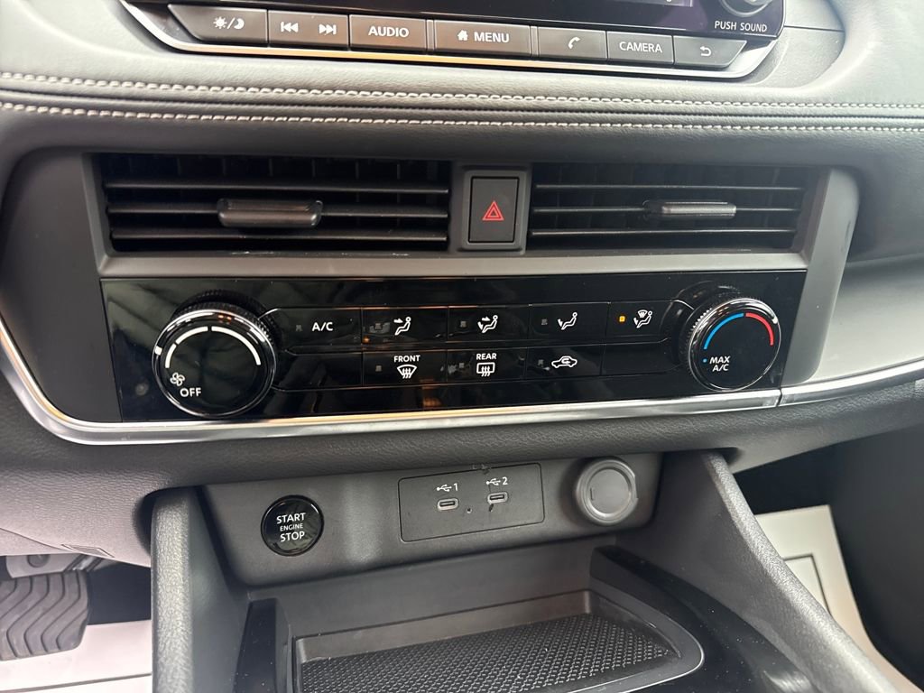 Used 2025 Nissan Rogue S image 19